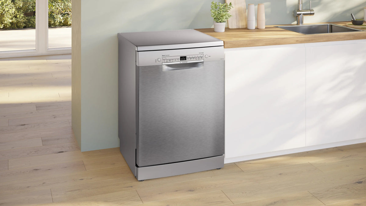 Bosch SMS6IKI01I 60 cm Free-Standing Dishwasher-3