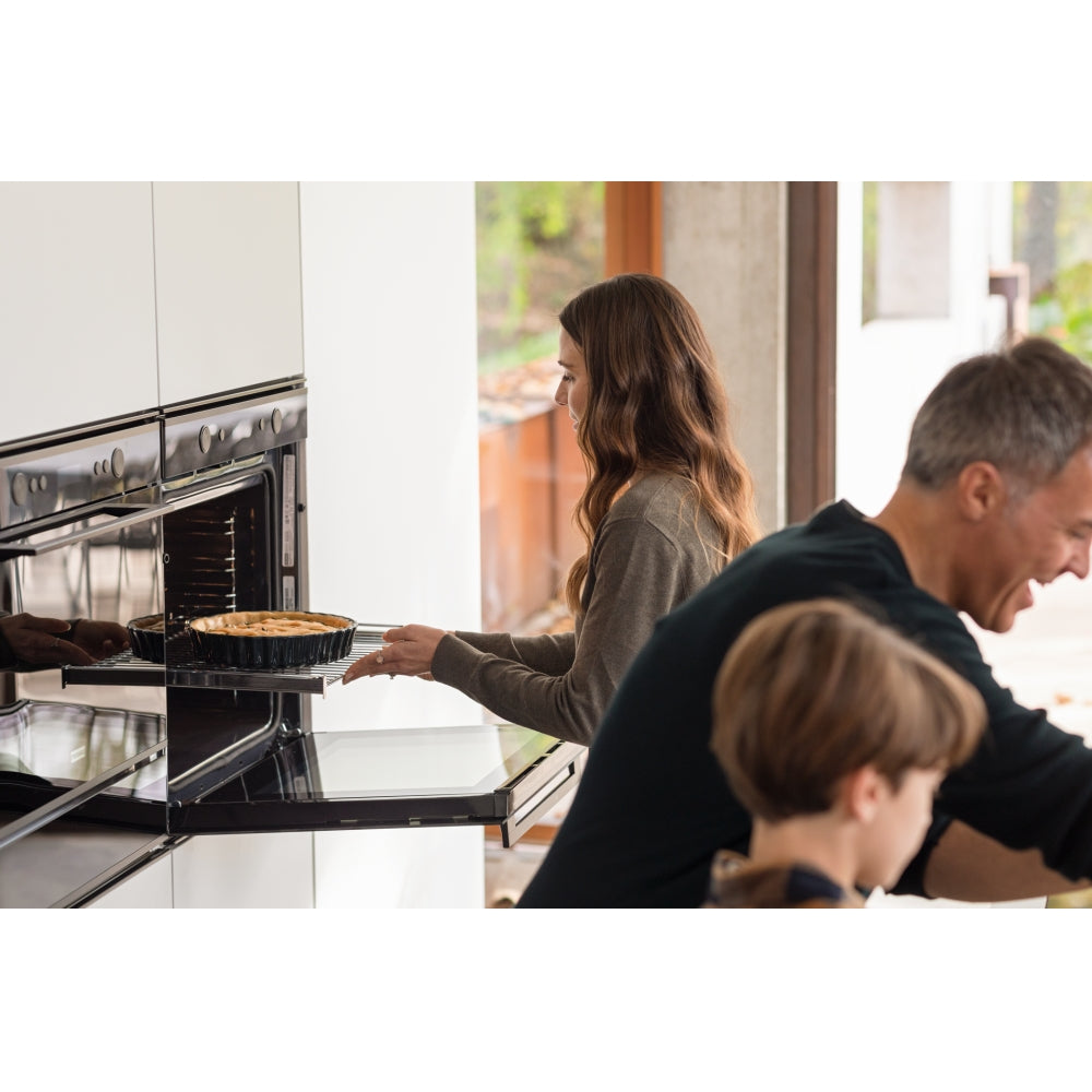 Franke Mythos FMY 98 P BK Built-in Pyrolytic Oven (73L, Black Glass, A+ Energy, 10 Functions, LCD Display, Self-Cleaning, Soft Close Door)-4