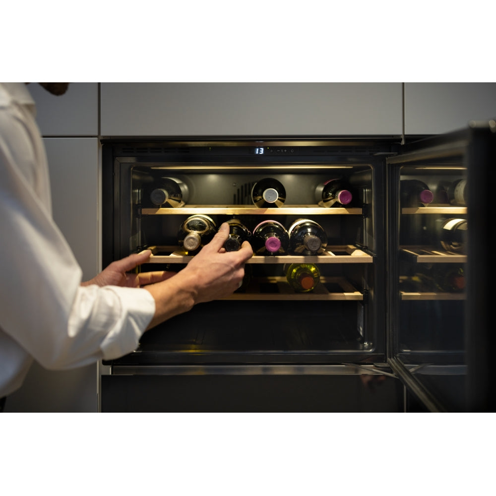 Franke Mythos FMY 24 WCR BK Built-in Wine Cooler (4–18°C, 3 Oak Shelves, Glass Door, Electronic Control, Black)-6